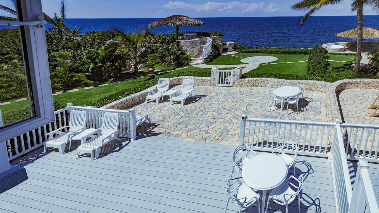 Villa Stunning Ocean View Negril Esterno foto