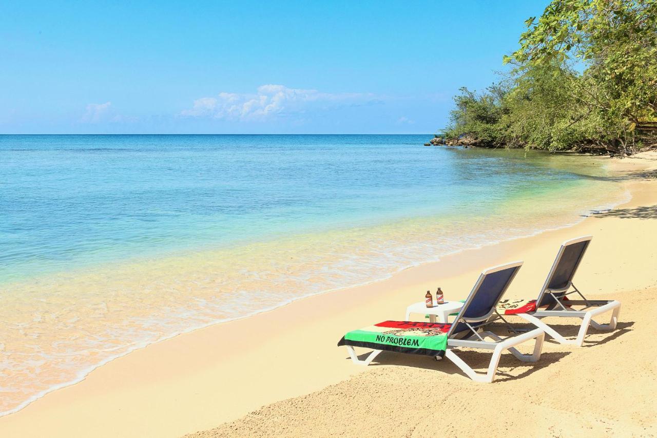 Villa Stunning Ocean View Negril Esterno foto
